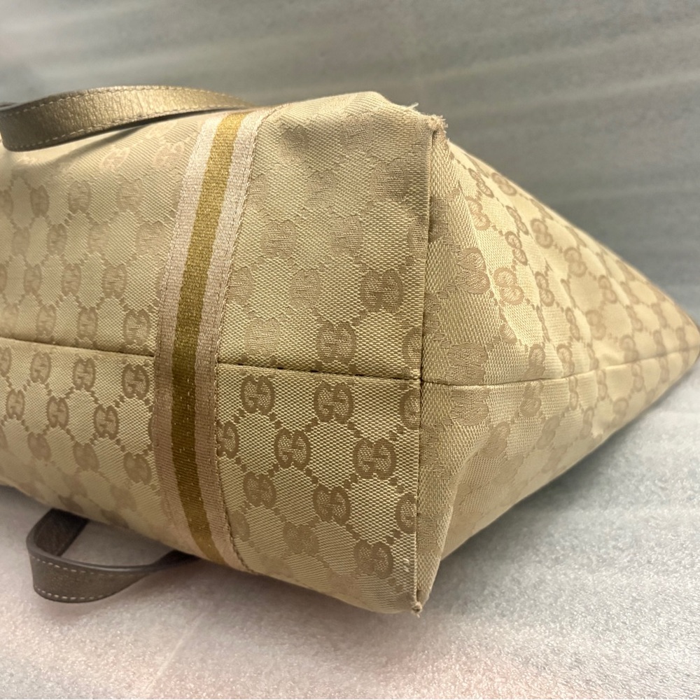 GUCCI Joy Tote GG Canvas Champagne Metallic Leather Charm Shoulder Bag Auth COA - Picture 7 of 15